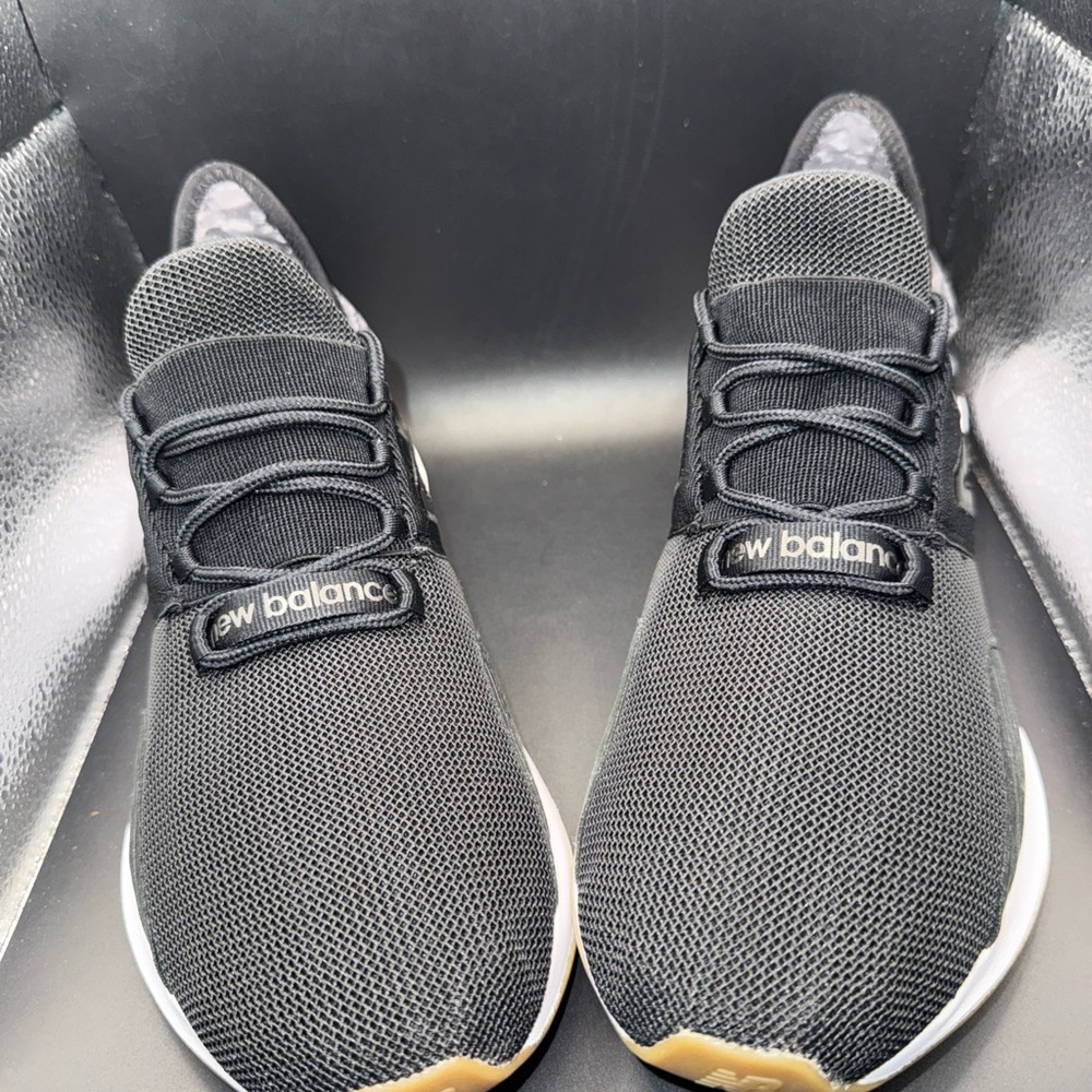 Size 9.5 - New Balance Fresh Foam Roav Black Grey Gum, MROAVPB1, No Box, Great